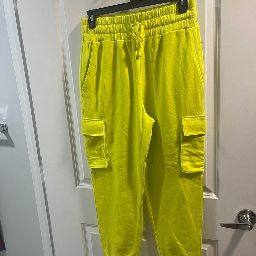 DKNY Bright Yellow Cargo Joggers Size Medium
